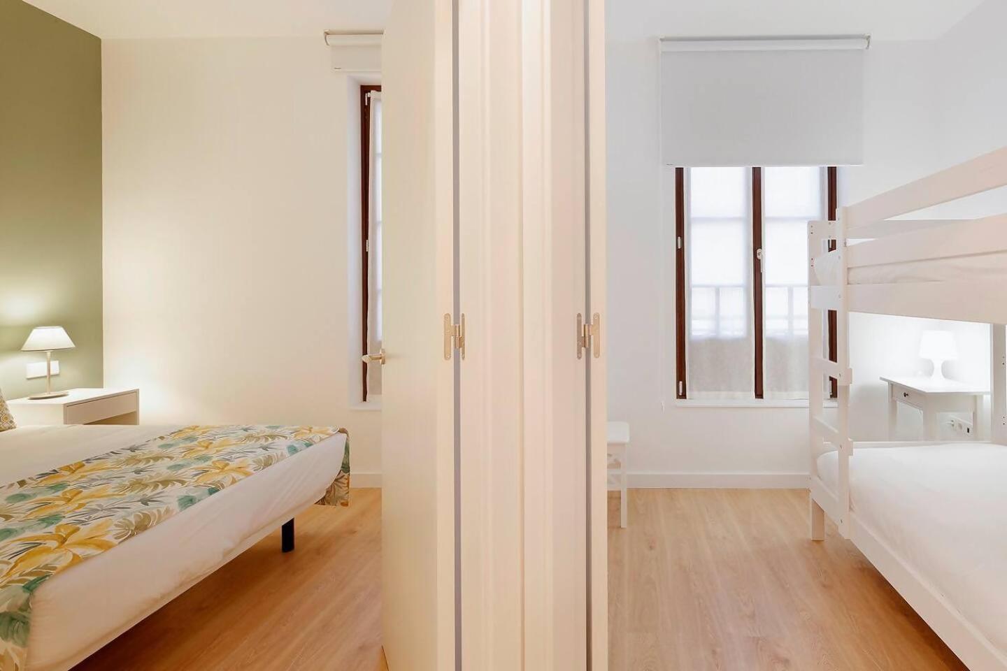 Ferienwohnung Patio De Caveda Dcha Gijón Exterior foto
